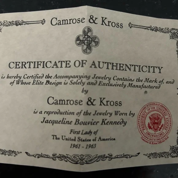 Camrose & Kross Jacqueline Kennedy Replica Bracelet - Picture 3 of 3